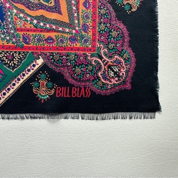 Vintage Bill Blass Paisley Print Eyelash Fringe Silk Scarf - Picture 4 of 4